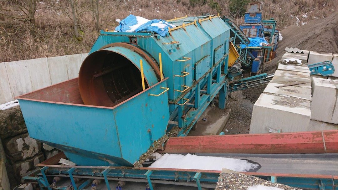 アーステクニカ製粉砕機の詳細画像|1枚目
