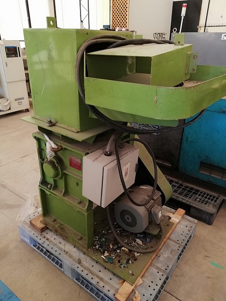 ホーライ製粉砕機 VB-360の注目画像