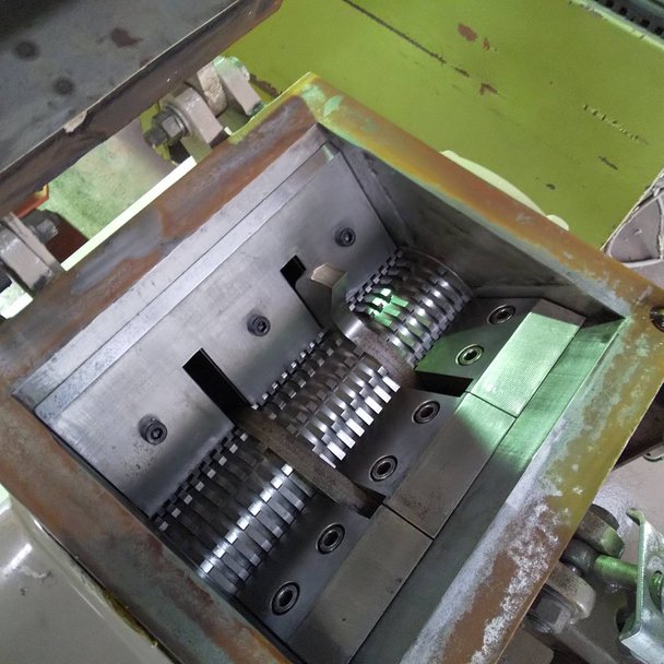 日水化工製粉砕機 SA-030の詳細画像|2枚目