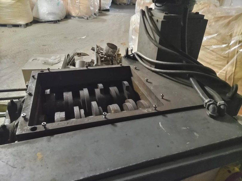 イギリス製破砕機の詳細画像|3枚目