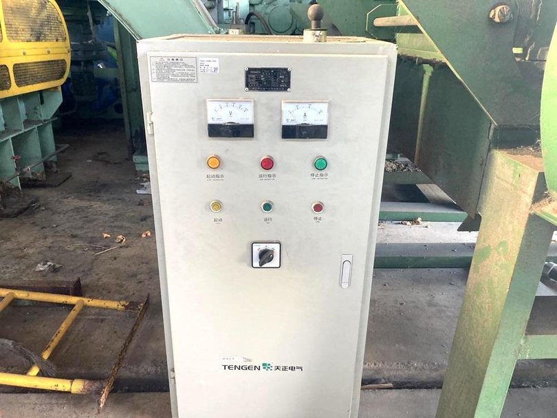 中国製粉砕機 Y250M-4の詳細画像｜4枚目