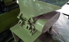 日水化工製粉砕機のサムネイル
