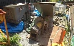 オリエント製粉砕機のサムネイル