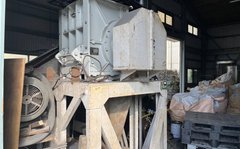 日本シーム製粉砕機のサムネイル