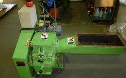 ホーライ製粉砕機のサムネイル