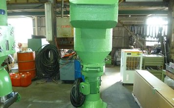 中古のイトマン製粉砕機 RB32/22の写真