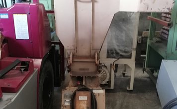ホーライ製粉砕機のサムネイル