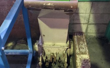 ホーライ製粉砕機のサムネイル