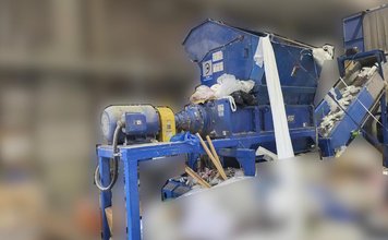 中古のSSI製粉砕機 M85-Eの写真