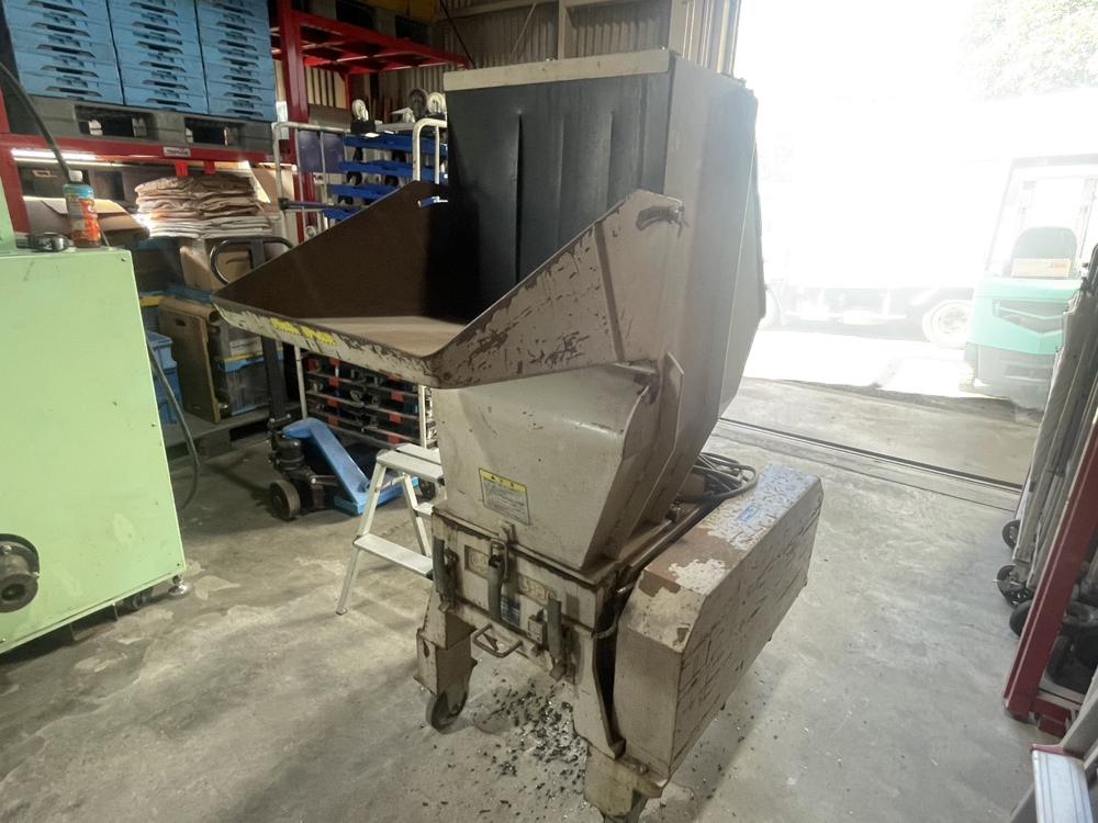 中古のダイコー精機製粉砕機 DAP-36の写真
